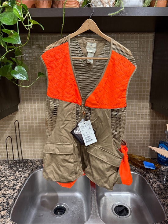 Beretta Other - NEW UPLAND MESH VEST BERETTA  Carbon Fluo.  Upland hunting vest with game pocket
